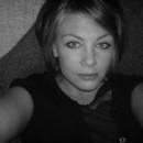 Unleash Your Desires with Holliee95414 on Live Cams